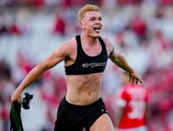 AC Milan Finalisasi Transfer Conrad Harder dari Sporting CP
