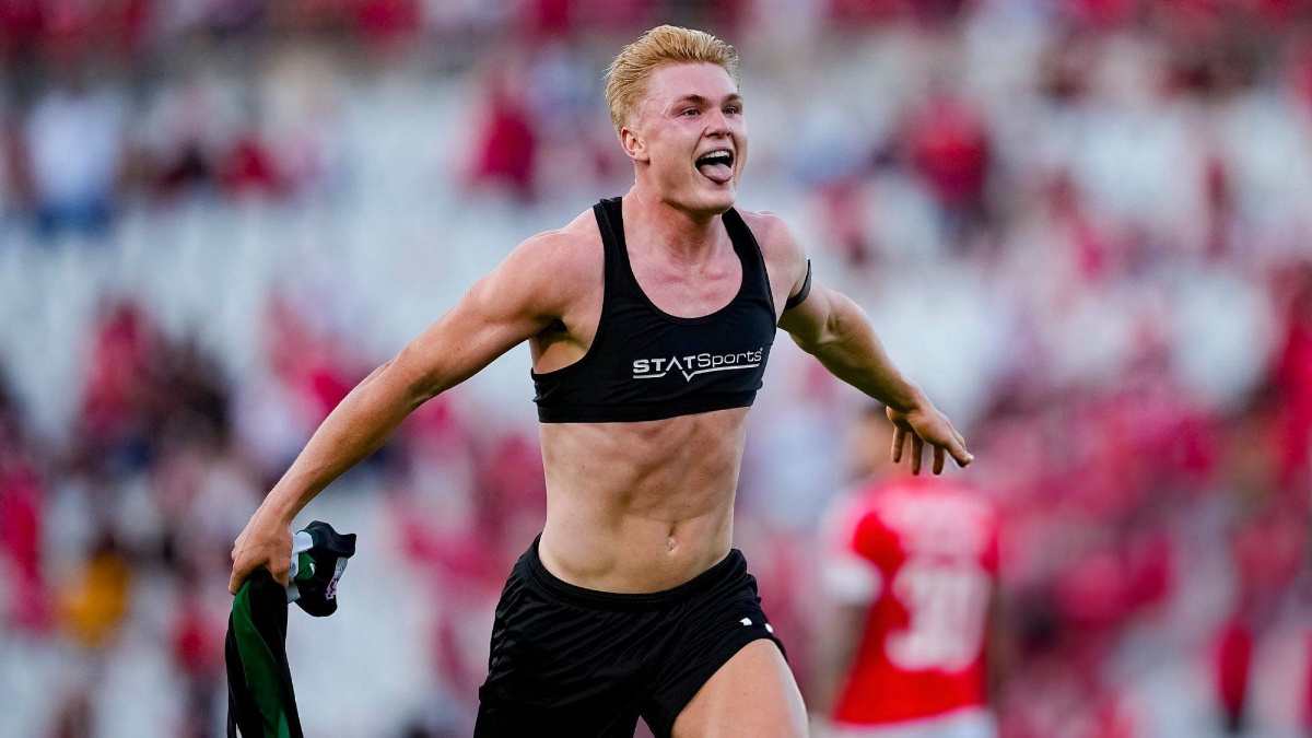 AC Milan Finalisasi Transfer Conrad Harder dari Sporting CP