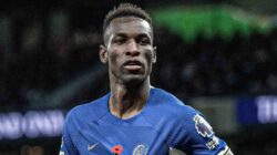 Bayern Intens Nego Chelsea untuk Nico Jackson