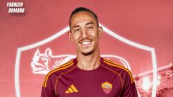 Bek Liverpool Kostas Tsimikas Resmi Gabung AS Roma