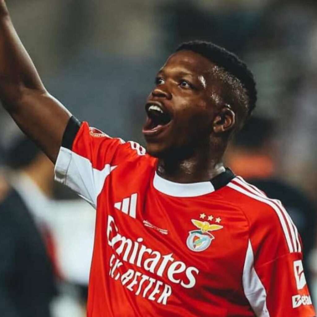 Benfica Patok Harga Tinggi untuk Gelandang Idaman AS Roma