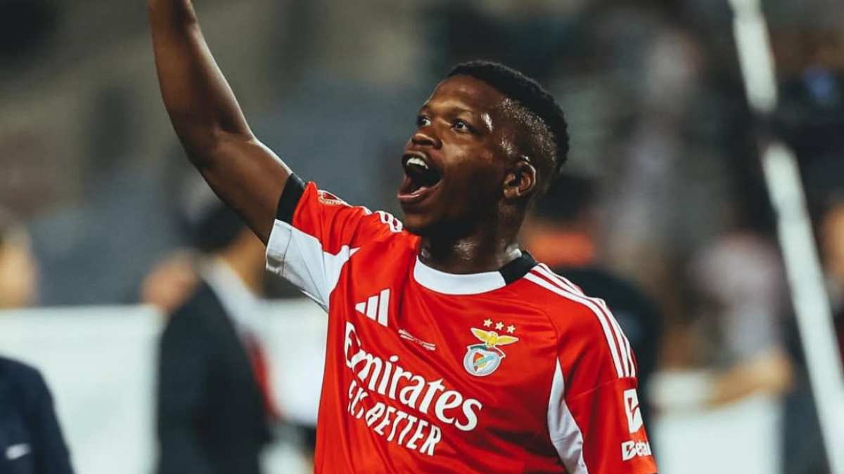 Benfica Patok Harga Tinggi untuk Gelandang Idaman AS Roma