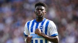 Brighton Tutup Pintu Transfer untuk Carlos Baleba, MU