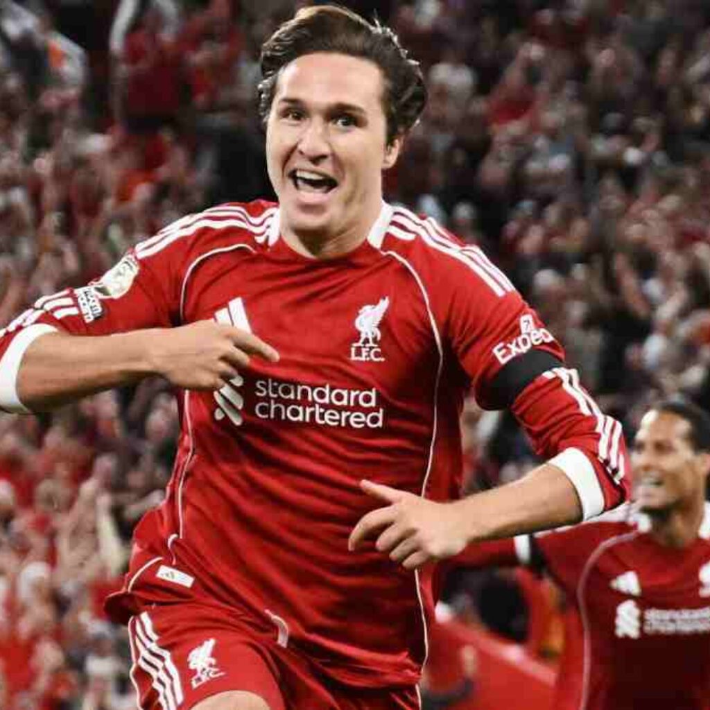 Usai Cetak Gol di Laga Perdana EPL, Chiesa: Saya Bahagia di Liverpool!