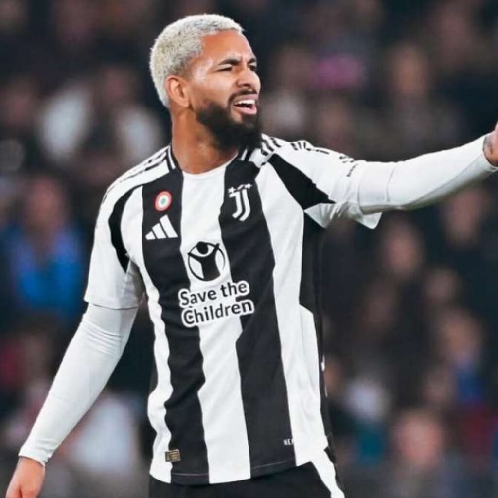 Ingin Cabut dari Juventus, Douglas Luiz Buka Pintu untuk 3 Klub Liga Inggris