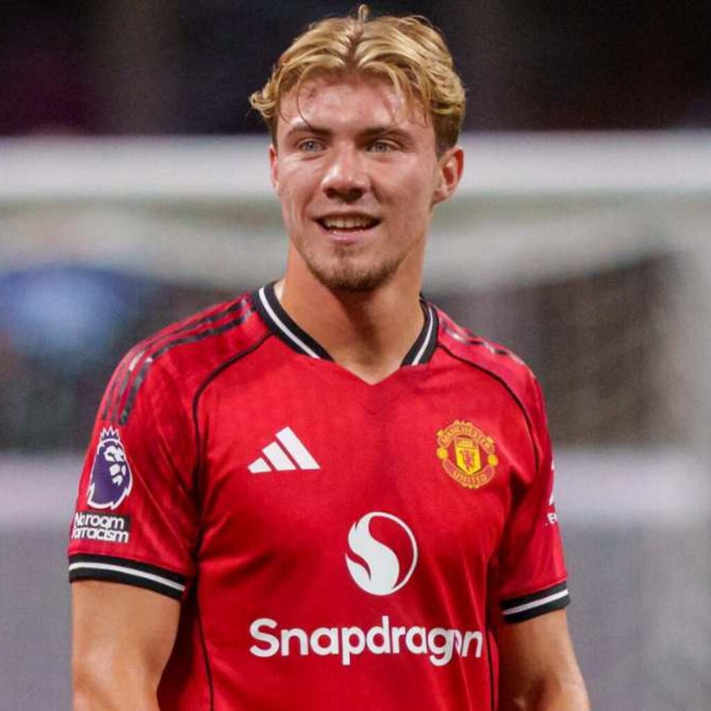 Maunya Tetap di MU, Tapi Højlund Dipaksa untuk Memilih antara Napoli, Leipzig atau Milan