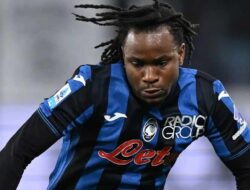Inter Setop Buru Lookman, Fokus Cari Gelandang dan Bek Baru