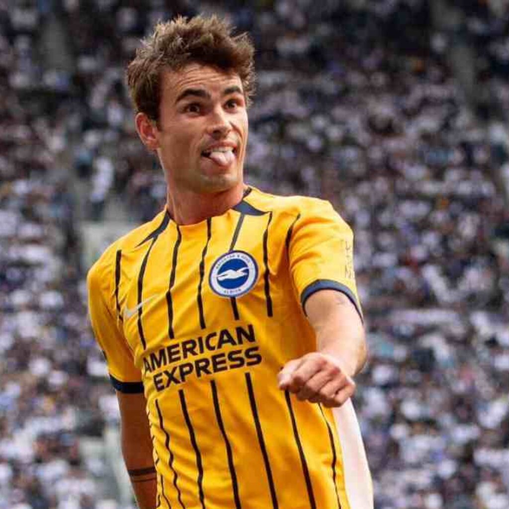 Juventus Bidik Gelandang Brighton