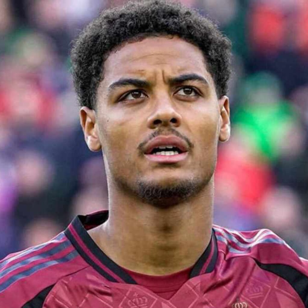 Koni De Winter Setuju Gabung, Milan Intens Nego Genoa