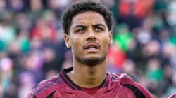 Koni De Winter Setuju Gabung, Milan Intens Nego Genoa