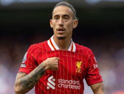 Robertson dan Kerkez Jadi Andalan, Liverpool Siap Lepas Kostas Tsimikas