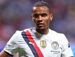 Tak Main di Liga Champions, Manuel Akanji Tolak Proposal AC Milan