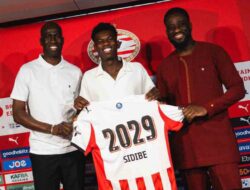 PSV Eindhoven Sukses Gaet Gelandang Muda Berbakat Inggris, Sol Sidibe