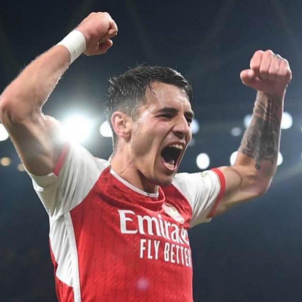 Sudah Ditolak Arsenal, Porto Ngotot Dapatkan Jakub Kiwior