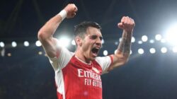 Sudah Ditolak Arsenal, Porto Ngotot Dapatkan Jakub Kiwior