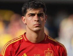 Tikung Napoli, Wolves Serius Incar Juanlu Sánchez dari Sevilla