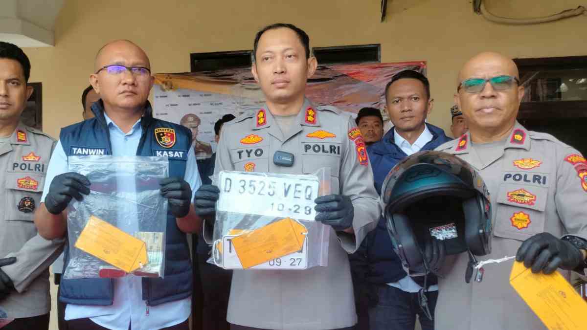 Tipu Belasan Mahasiswa Jatinangor Sumedang