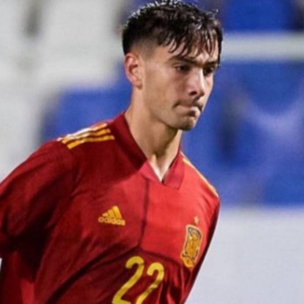 Transfer Gagal ke Klub Saudi, Bek Muda AS Roma