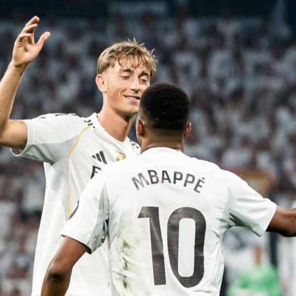 Setelah Rasakan Atmosfer Santiago Bernabeu, Dean Huijsen Terpesona Kebesaran Real Madrid