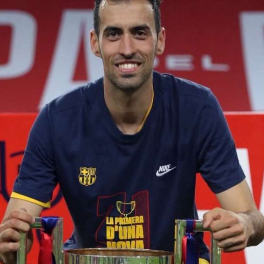 Legenda Barcelona dan Spanyol, Sergio Busquets Gantung Sepatu