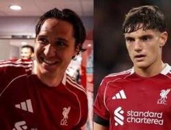 Leoni Cedera ACL, Chiesa Masuk Skuat Liverpool di UCL