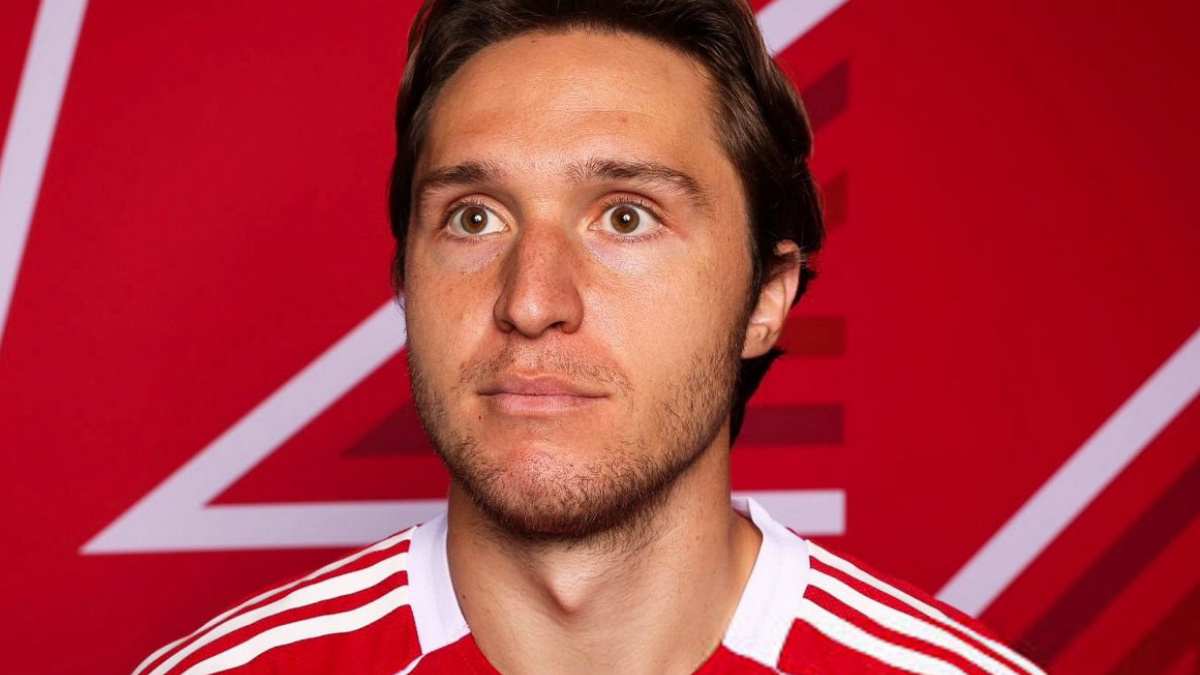 Liverpool Coret Federico Chiesa dari Skuat UCL