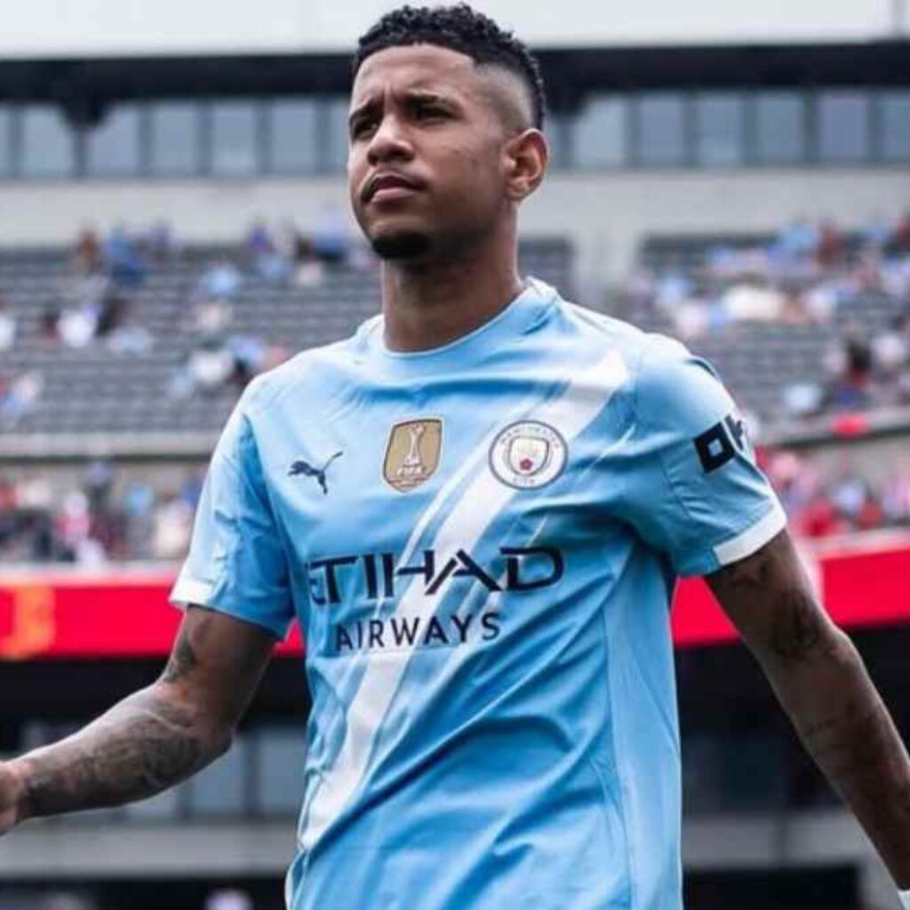 Tolak Tawaran Spurs, Man City Sodorkan Kontrak Baru untuk Savinho