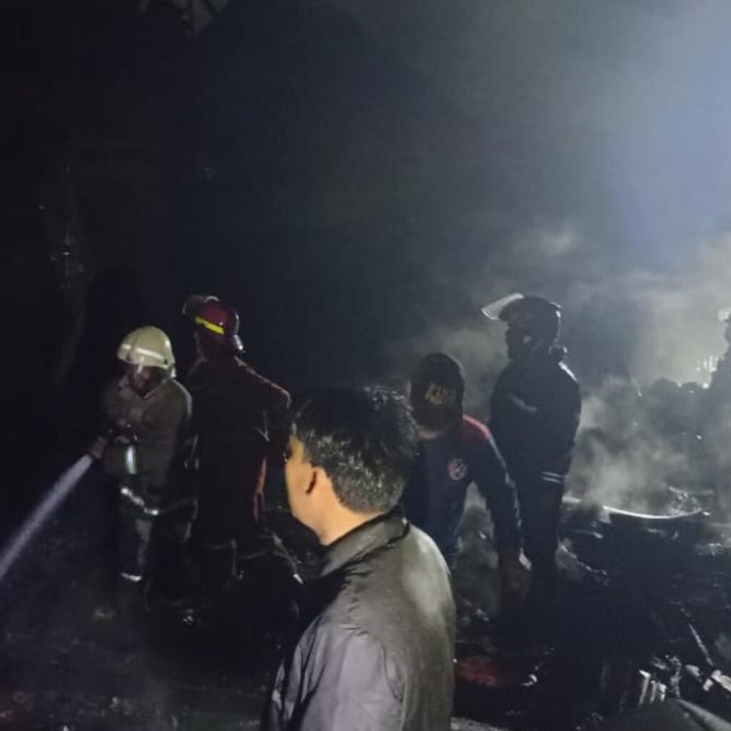 5 Bangunan di Jatinangor Sumedang Ludes