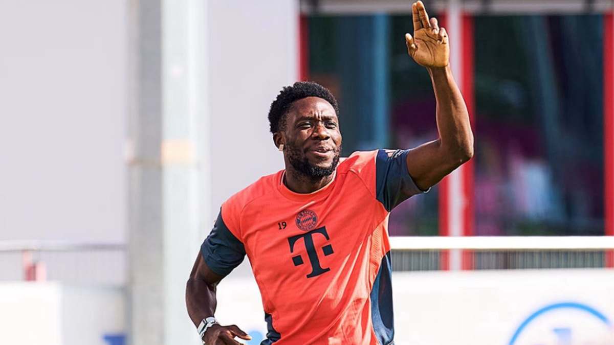 Alphonso Davies Tak Sabar Kembali Main