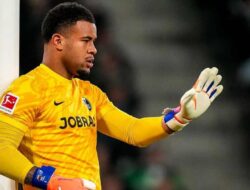 Cari Pengganti Sommer, Inter Bidik Kiper Muda Jerman Noah Atubolu