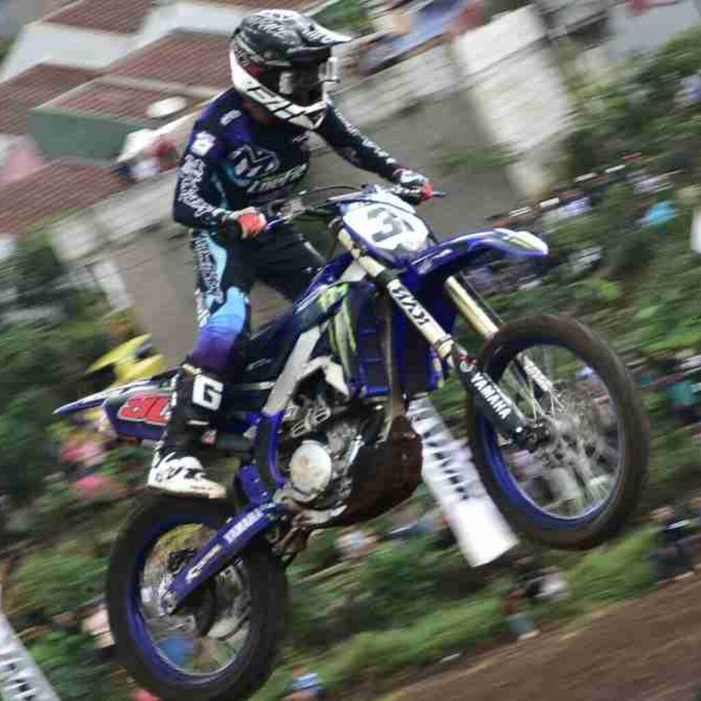 Kejurda Motocross Gairahkan Sumedang