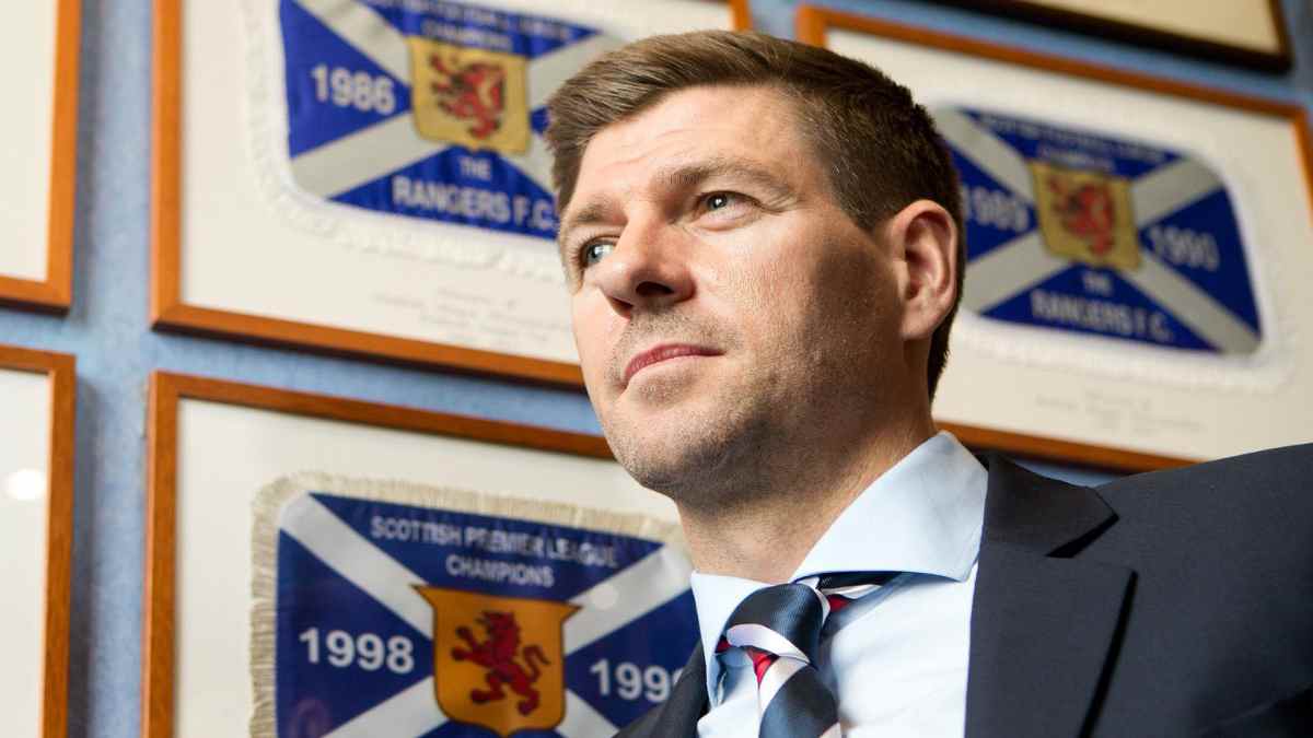 Legenda Liverpool Balik Latih Rangers