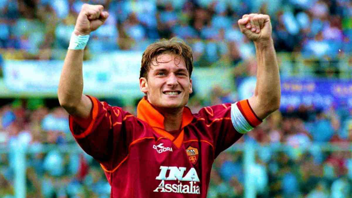 Legenda Roma Doakan Italia Kembali ke Piala Dunia