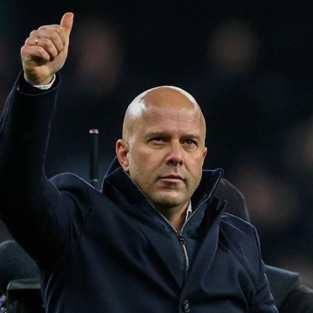 Arne Slot Pede Masa Depannya di Liverpool