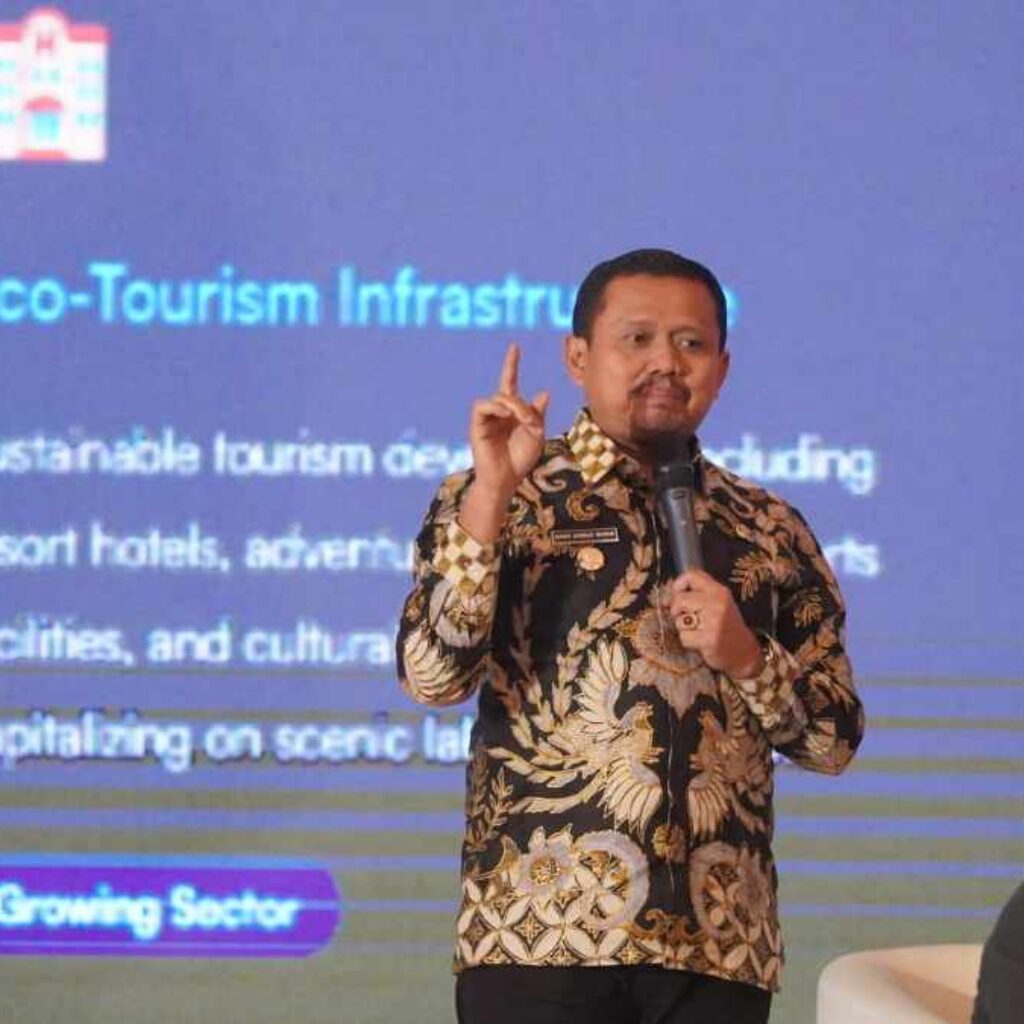 Bupati Dony Ungkap Strategi Investasi Sumedang di CEO Talks WJIS 2025