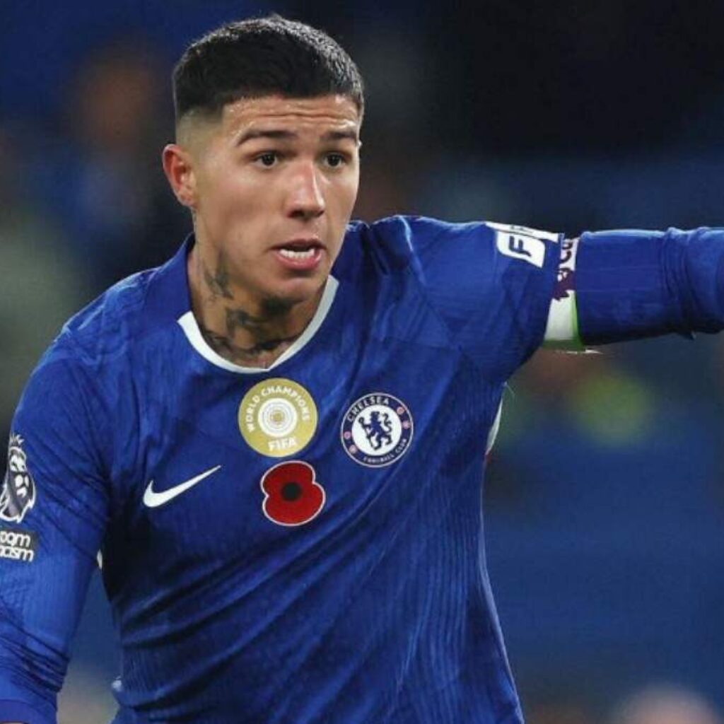 Cedera Lutut, Enzo Fernández Bakal Absen di Laga Argentina vs Angola