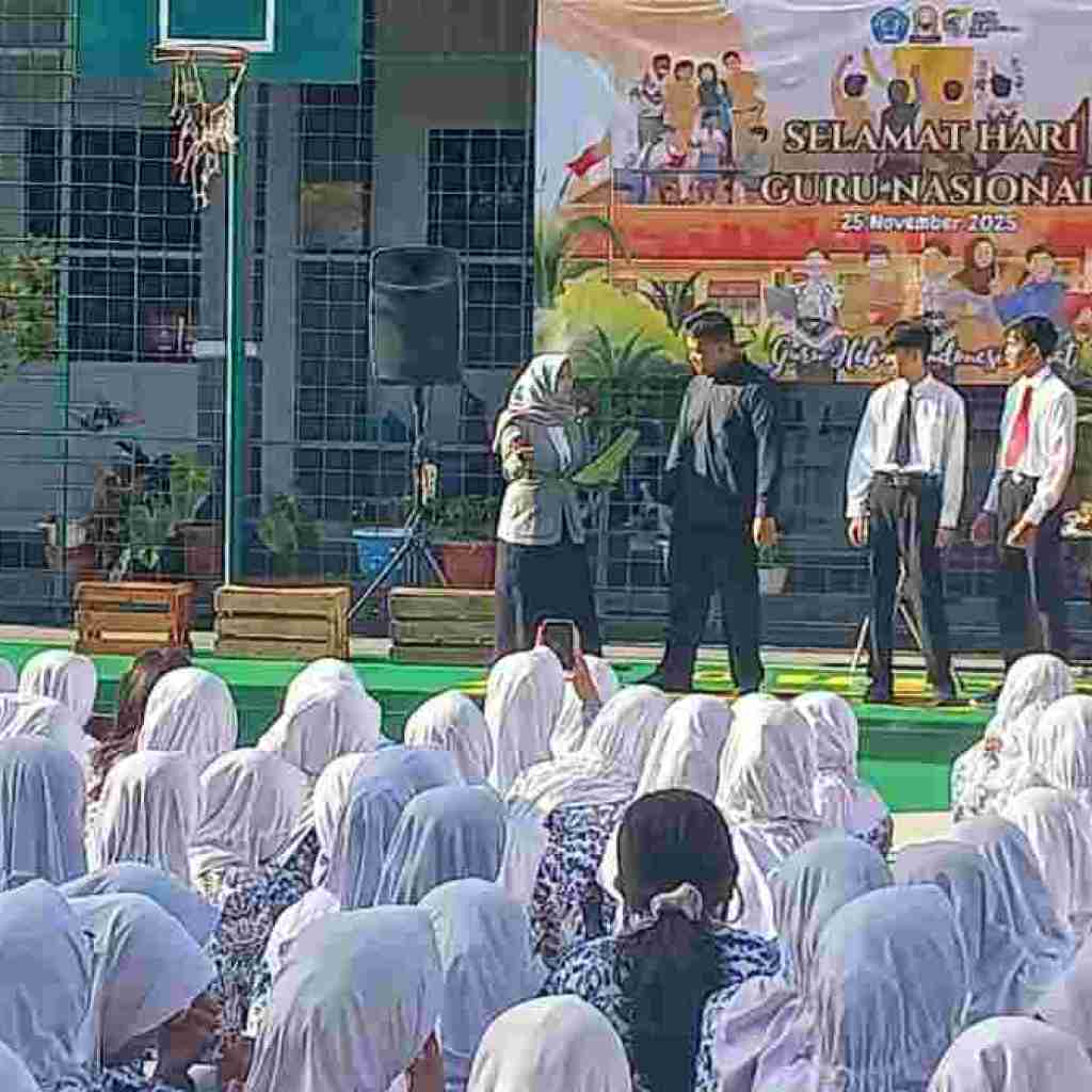 HGN, Pelajar SMAN 5 Tasikmalaya Suguhkan Drama Bahasa Inggris Penuh Makna