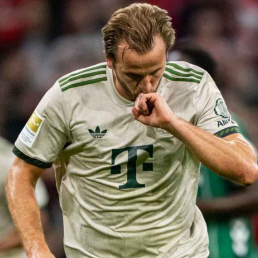 Harry Kane Bisa Cetak 100 Gol Semusim, Tapi Belum Tentu Raih Ballon d’Or