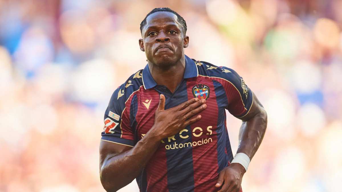 Barcelona dan Klub EPL Pantau Etta Eyong di Piala Afrika