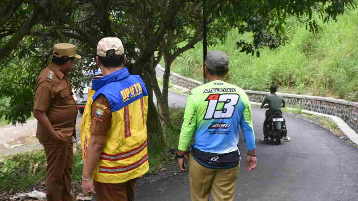 Bupati Sumedang Pastikan Jalan Kaleci Mulus