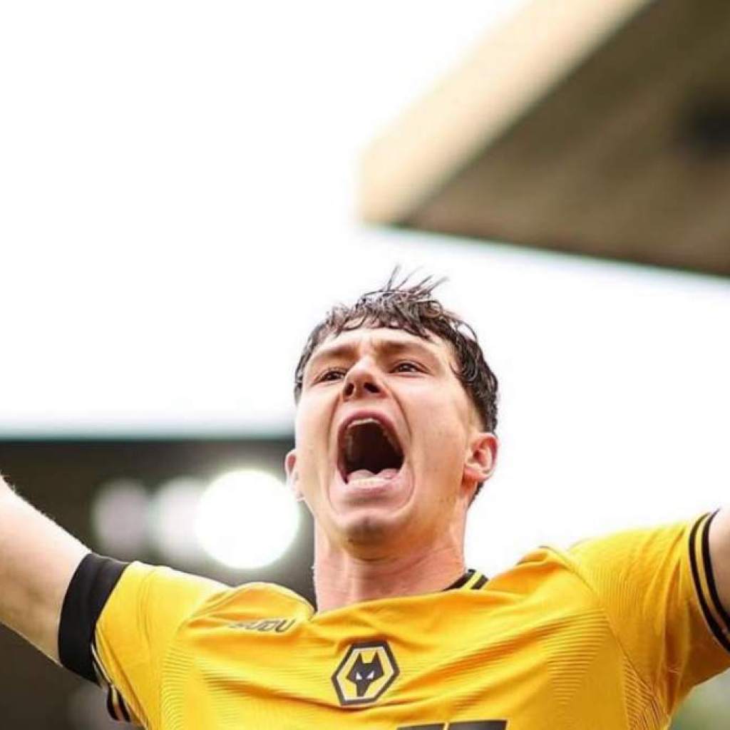 Crystal Palace Bajak Jørgen Strand Larsen dari Wolves