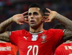 100 Persen Cabut dari Al Hilal di Januari, Inter, Juve dan Barcelona Rebutan João Cancelo