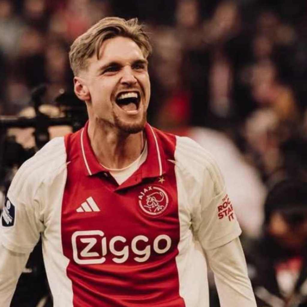 Cari Pengganti Guendouzi, Lazio Fokus Buru Gelandang Muda Ajax