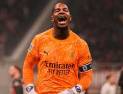 Akhirnya, Mike Maignan Mau Teken Kontrak Baru di Milan