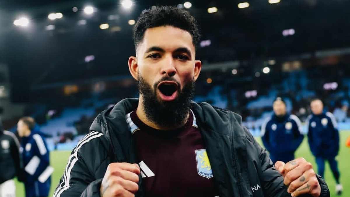 Villa, Juventus Tak Berniat Bawa Balik Douglas Luiz