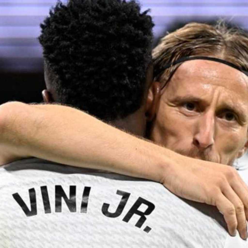 Vinicius Jr Puji Luka Modric: Gila, di AC Milan Dia Tetap Luar Biasa!