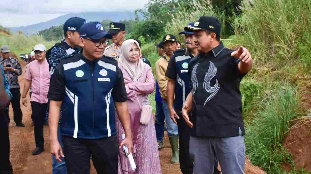 Bupati Sumedang Tinjau Penanganan Dampak Genangan Cihamerang