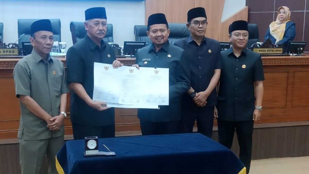 DPRD Sumedang Bahas LKPJ 2025