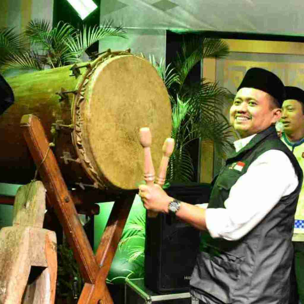 Festival Tabuh Bedug dan Gema Takbir Semarakkan Malam Takbiran di Sumedang