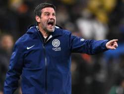 Inter Fokus Buru Scudetto, Chivu Enggan Bahas Kontroversi Wasit dan Polemik di Luar Lapangan